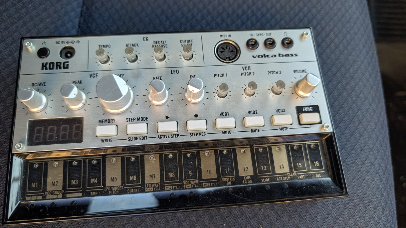 Korg Volca Bass